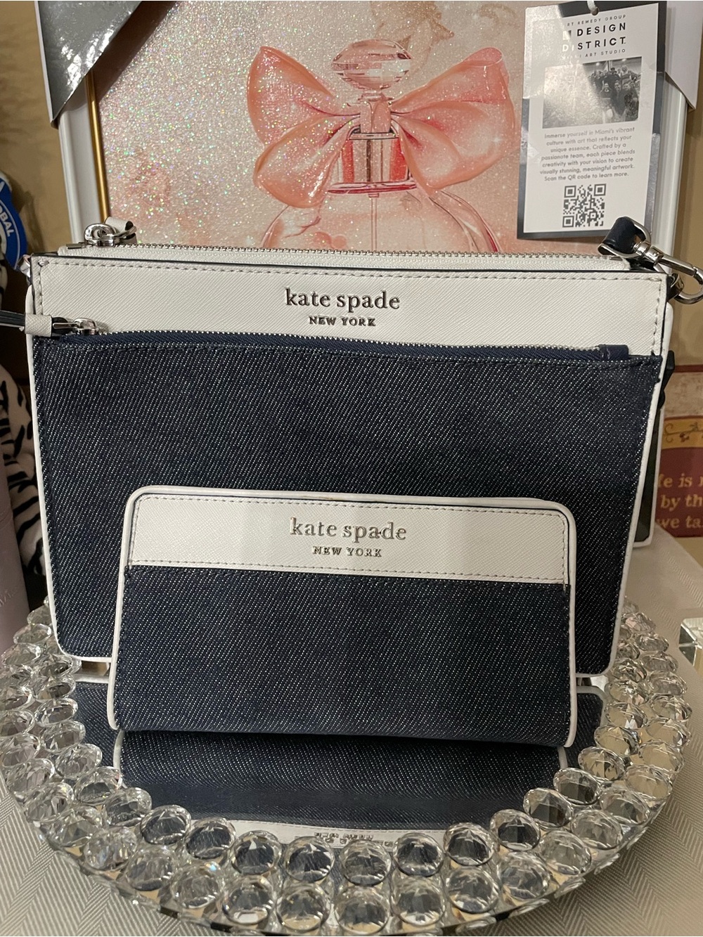 kate spade New York Denim & White Crossbody with Wallet like new